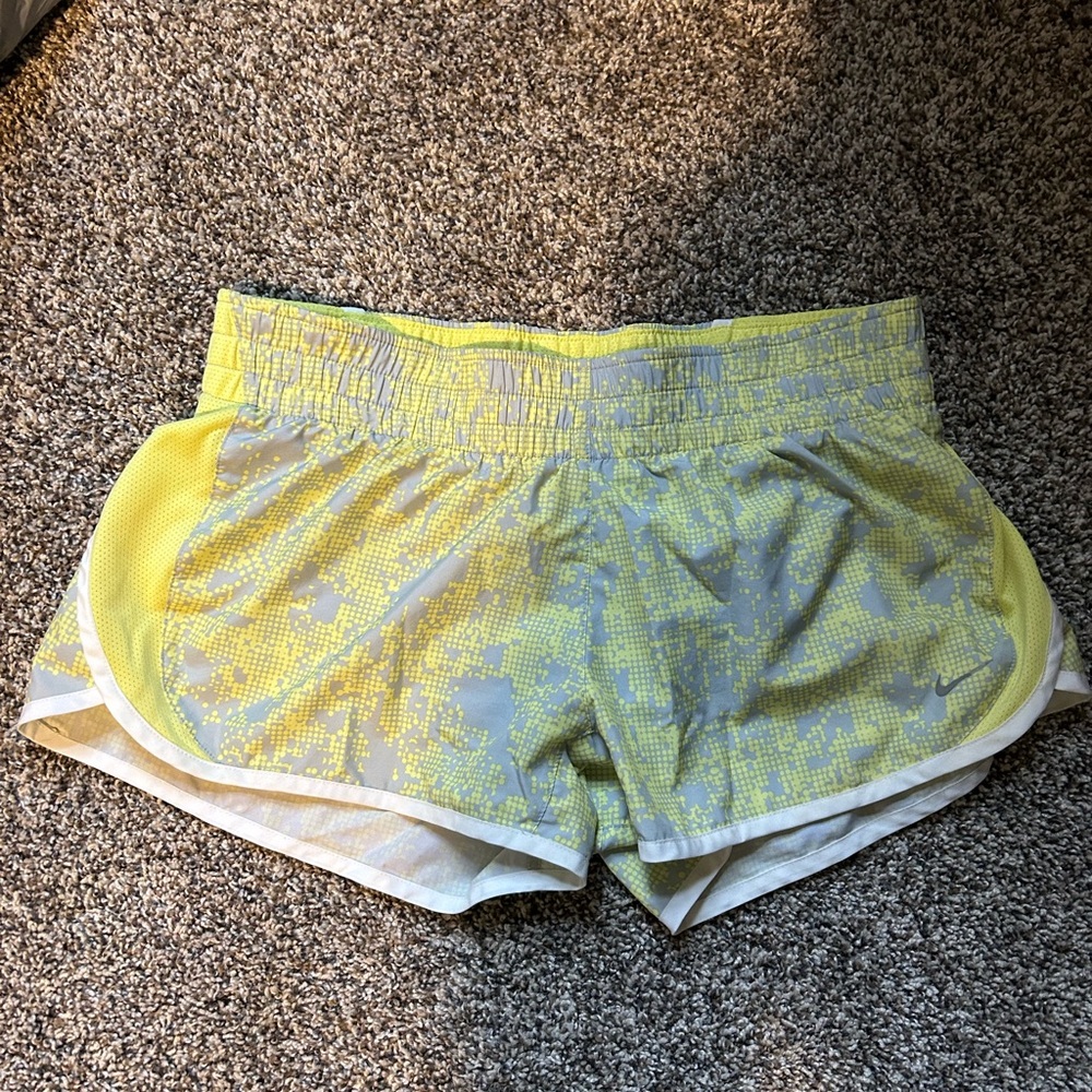 Size M Nike Workout Shorts